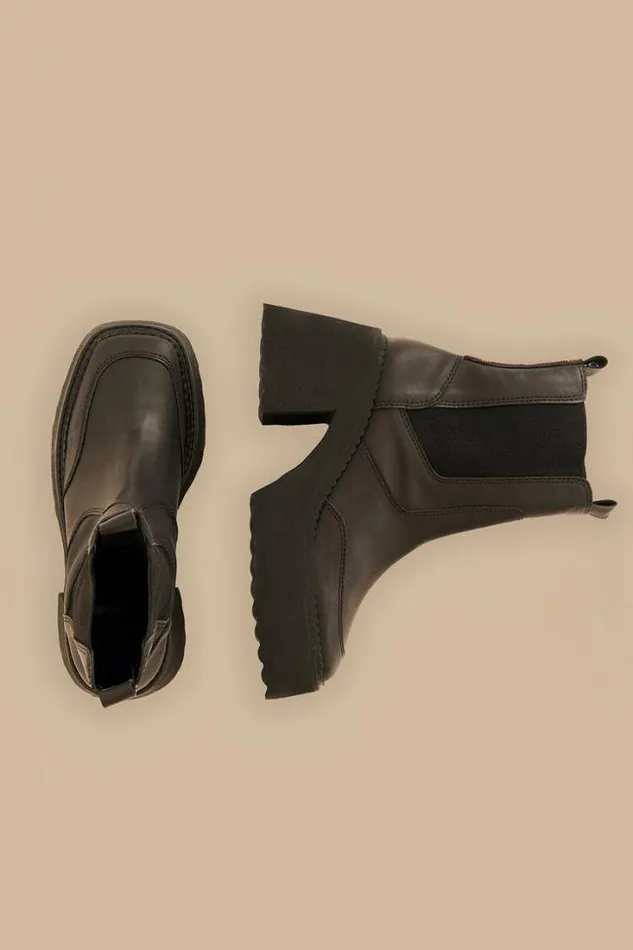 Black Block Heel Chelsea Boot Women FARM Rio Boots and Sneakers Black Block Heel Chelsea Boot Women FARM Rio Boots and Sneakers