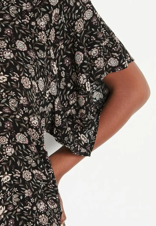 Black Floral Flutter Sleeve Top Women Maurices Tops