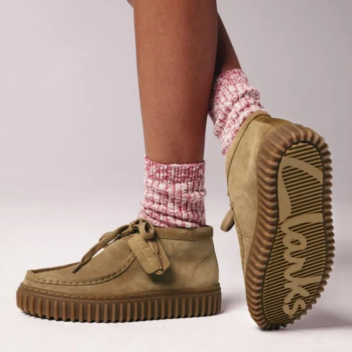 Clarks Ankle Boots Torhill Hi Dark Sand Suede 8211 WomenMen