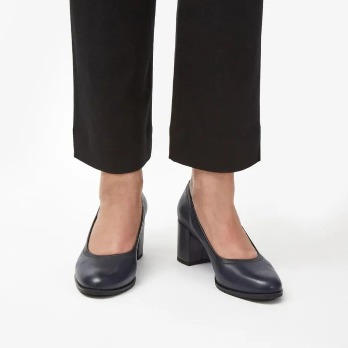 Clarks Heels Freva 55 Court Navy Leather 8211 Women