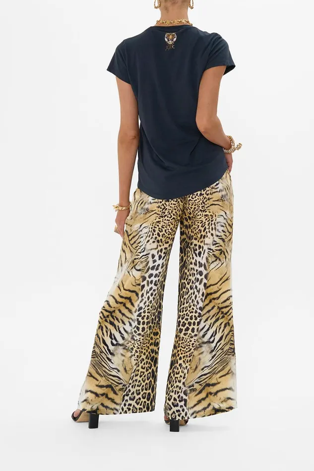 CURVED HEM FITTED TEE JAGUAR Jaguar Womens Camilla Tees
