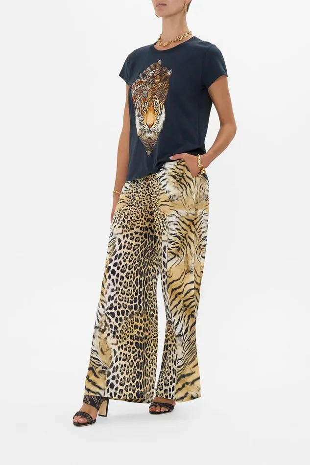 CURVED HEM FITTED TEE JAGUAR Jaguar Womens Camilla Tees