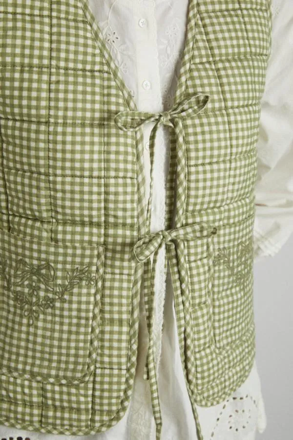 Damson Madder Gilets Women Arte Reversible Tie Gilet 8211 Green Gingham
