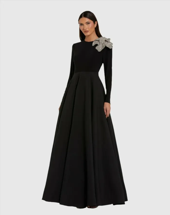 Evening Gowns Mac Duggal Women Long Sleeve Taffeta 3D Flower Ball Gown Black