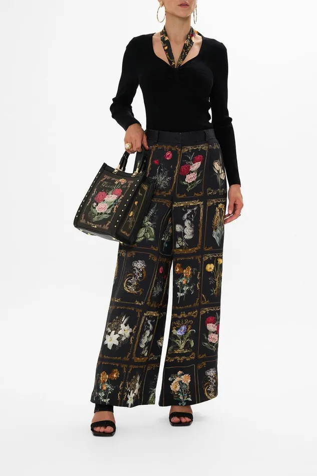 FITTED KNIT TOP WITH SILK TIE MAGIC IN THE MANUSCRIPTS Magic In The Manuscripts Womens Camilla Knitwear