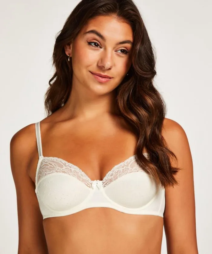 Hunkemller Sophie NonPadded Underwired Bra 8211 White White 8211 Women Hunkemller Sophie NonPadded Underwired Bra 8211 White White 8211 Women