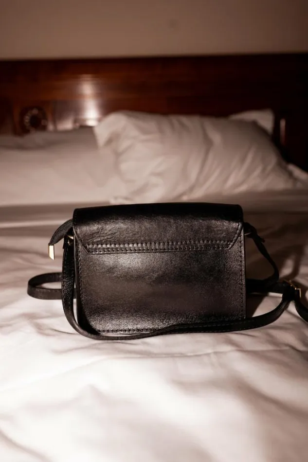 Jewelry and Accessories Handbags Easy Clothes Black Alecia Bag Jewelry and Accessories Handbags Easy Clothes Black Alecia Bag