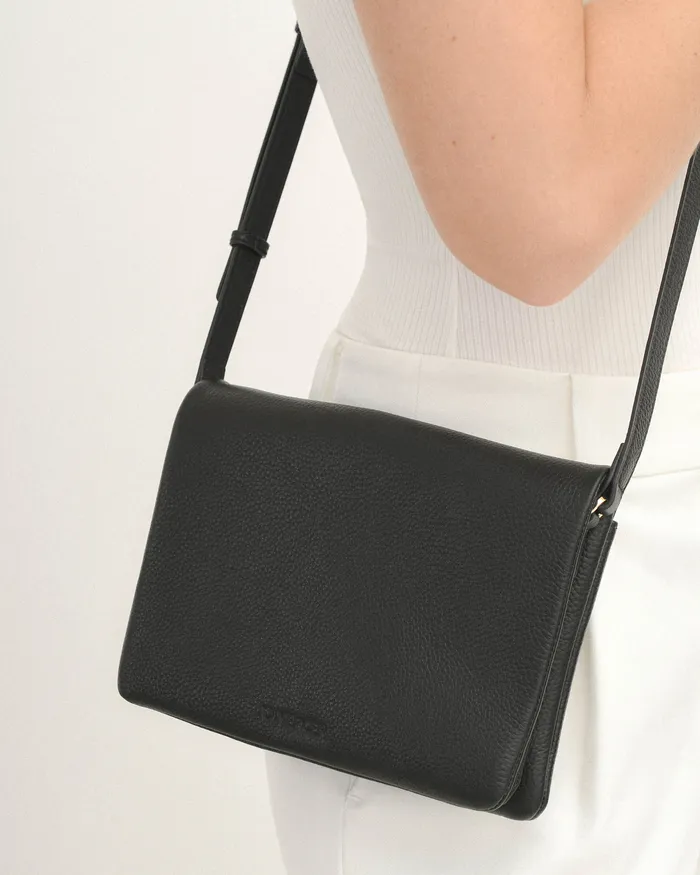 jomercer Luisa crossbody bag black leather Women CROSS BODY BAGS jomercer Luisa crossbody bag black leather Women CROSS BODY BAGS