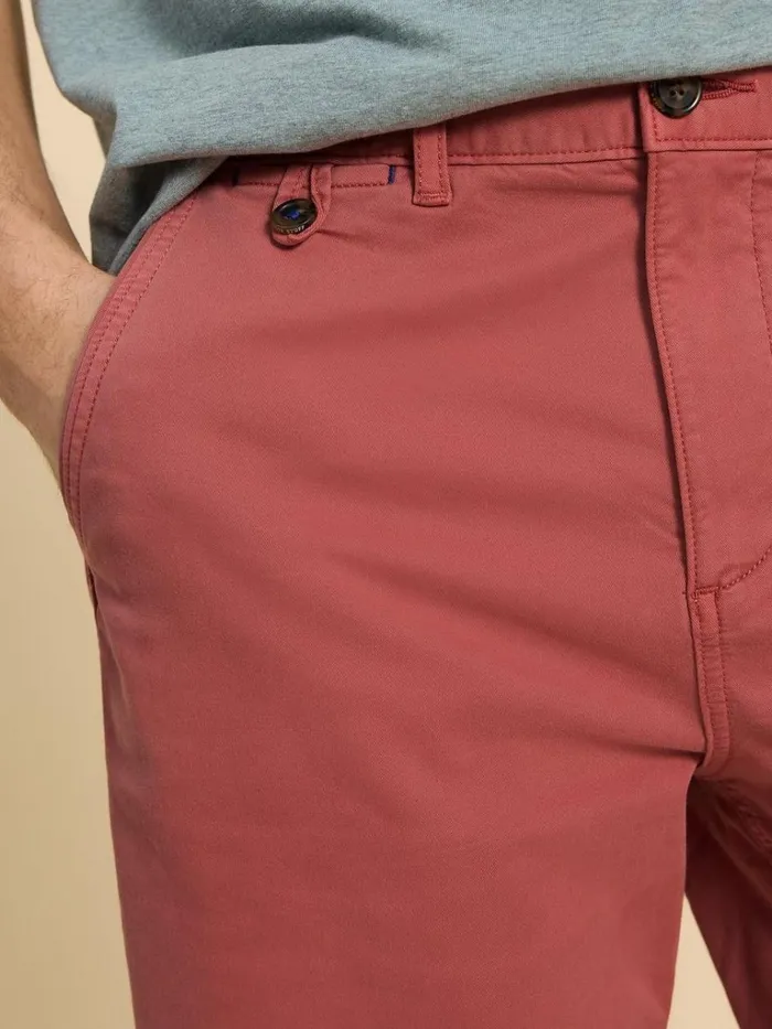 Men CHINOS White Stuff Sutton Organic Chino Short Deep Pink