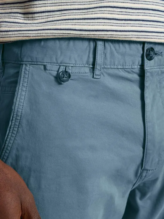 Men CHINOS White Stuff Sutton Organic Chino Trouser Mid Blue