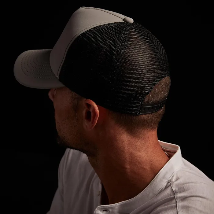 MEN James Perse HATS Scuba Trucker Hat Pale Grey
