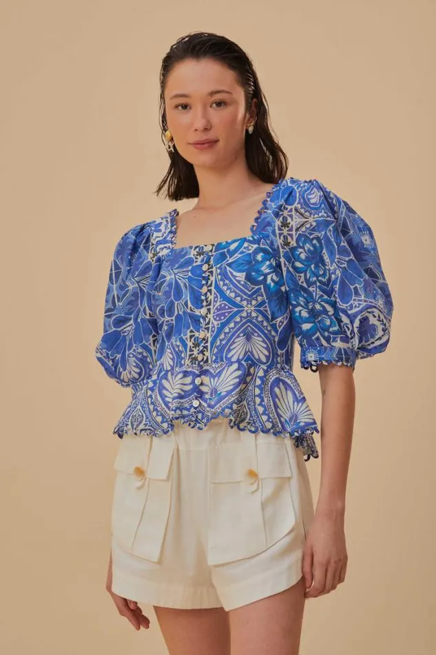 OffWhite Cargo Pockets Shorts Women FARM Rio Shorts
