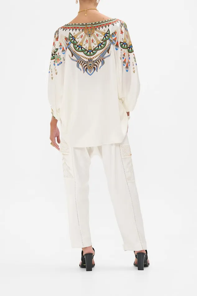 RAGLAN SLEEVE BLOUSE WITH CUFF VALLEY OF THE QUEENS Valley Of The Queens Womens Camilla Blouses and Shirts RAGLAN SLEEVE BLOUSE WITH CUFF VALLEY OF THE QUEENS Valley Of The Queens Womens Camilla Blouses and Shirts