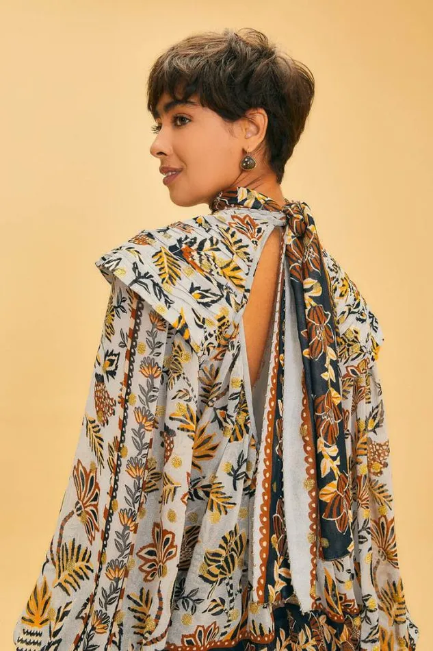 Silver Floral Tapestry Long Sleeve Blouse Women FARM Rio Blouses