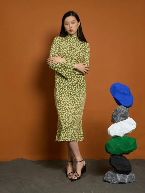 Sister Jane Dresses Womenswear Ghospell Taryn Floral Midi Dress Green Floral