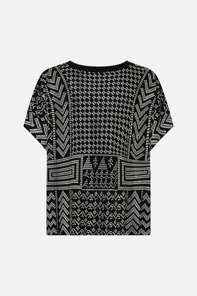 TSHIRT WITH DROPPED ARMHOLE THEY CALLED HER NEFERTARI They Called Her Nefertari Womens Camilla Tees