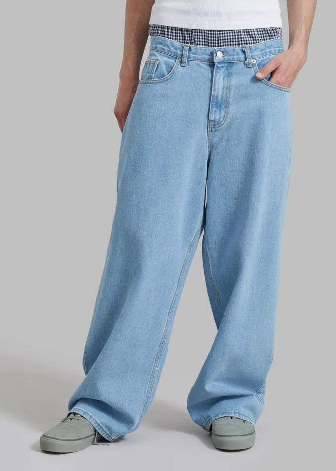 The Frankie Shop Connor Jeans 8211 Worn Wash Shop Clothing