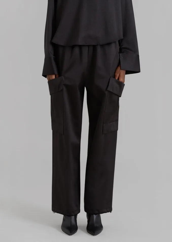 The Frankie Shop Kemp Silky Cargo Pants 8211 Black Shop Bottoms