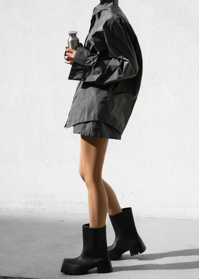 The Frankie Shop Lucy Open Back Oversized Shirt 8211 Charcoal Shop Tops