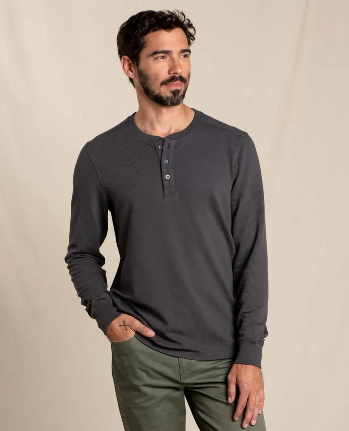 ToadandCo TShirts Men039s Ponderosa Long Sleeve Henley Soot 8211 Men039s