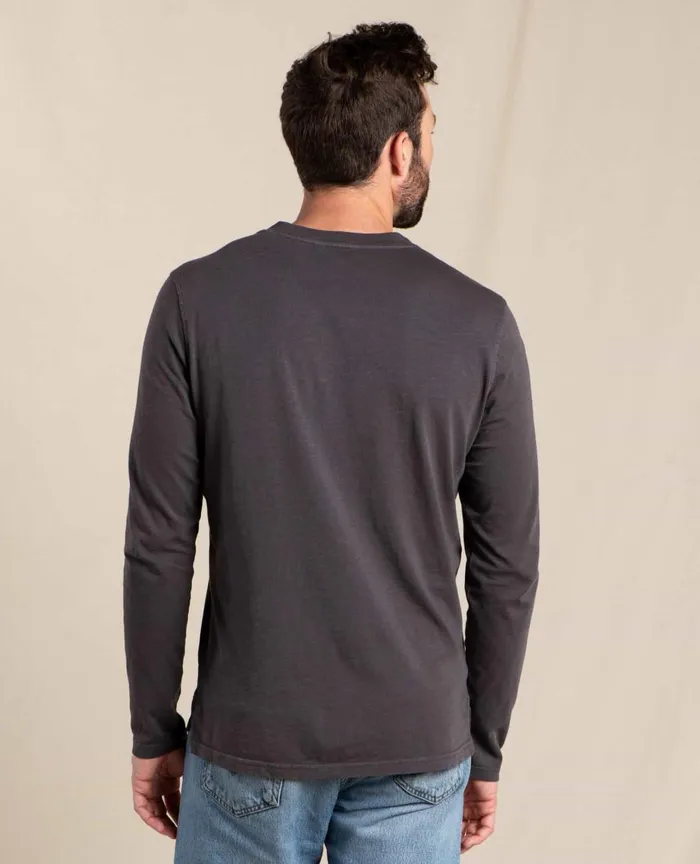 ToadandCo TShirts Men039s Primo Long Sleeve Henley Soot Vintage Wash 8211 Men039s