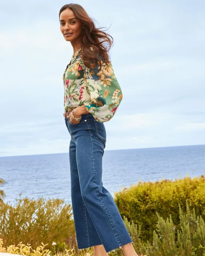 Tommy Bahama Jeans HighRise Cropped WideLeg Jeans Sunset Blue Wash 8211 Women Tommy Bahama Jeans HighRise Cropped WideLeg Jeans Sunset Blue Wash 8211 Women