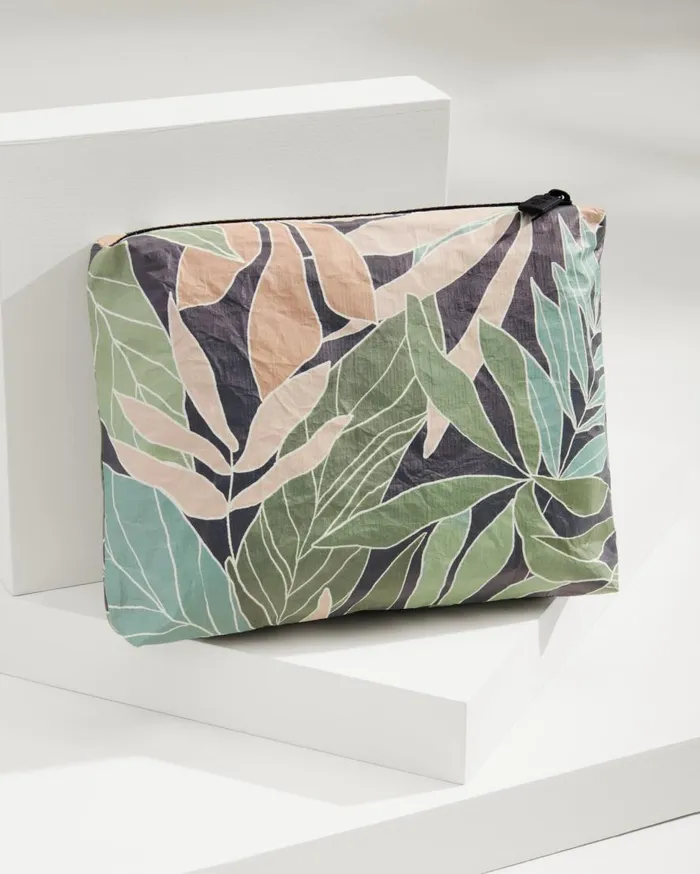Tommy Bahama Luggage and Travel Aloha Collection Cusco Small Pouch Cusco 8211 Beach and HomeWomen