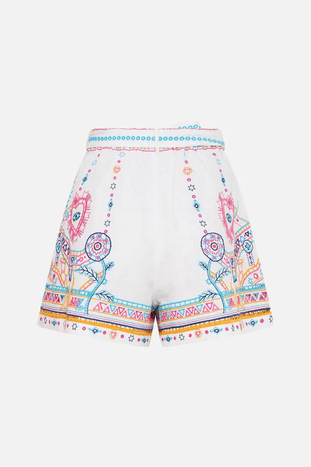 TUCK FRONT SHORT WITH BELT LIVING IN COLOUR Living In Colour Womens Camilla Shorts