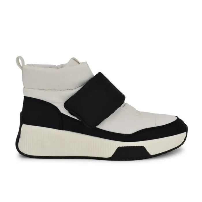 Tumble Booties Ivoryblack Women Nine West Boots and Booties