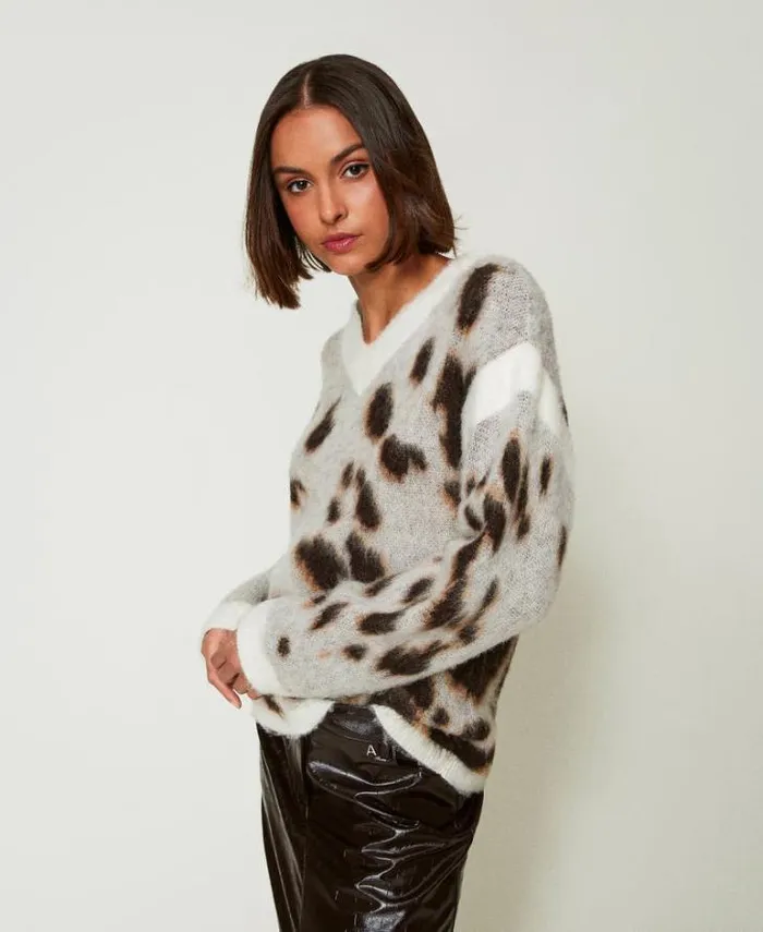 Twinset Jumpers And Cardigans Animal Print Wool Blend Jacquard Jumper White Molegrave Cow Jacquard 8211 Clothing