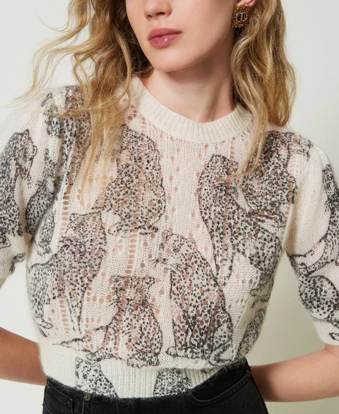 Twinset Jumpers And Cardigans Wool And Mohair Blend Cropped Jumper Black Snow White Jaguar Print 8211 Clothing Twinset Jumpers And Cardigans Wool And Mohair Blend Cropped Jumper Black Snow White Jaguar Print 8211 Clothing