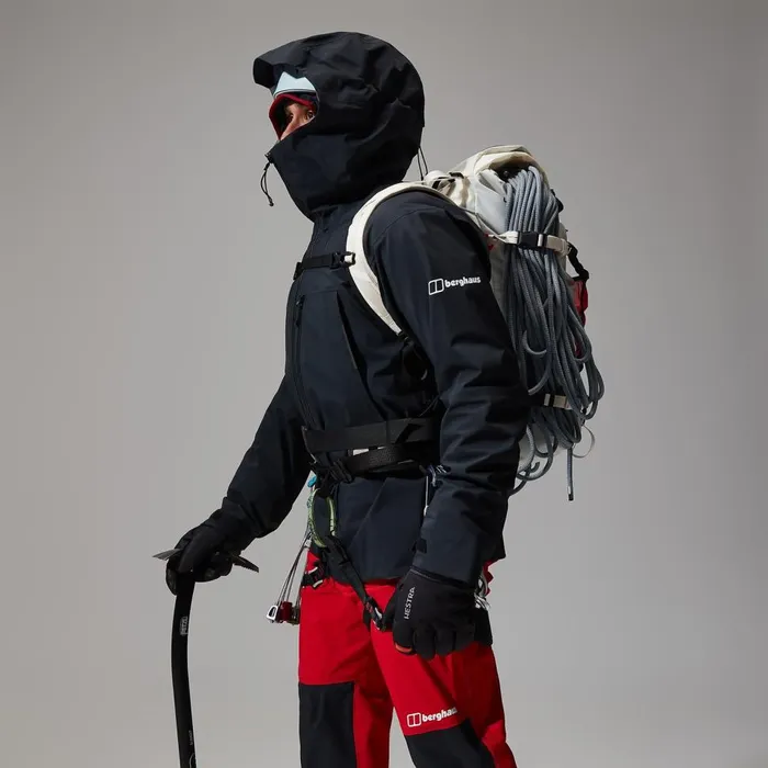 Waterproof Men Berghaus MTN Seeker GTX Jacket 8211 Black