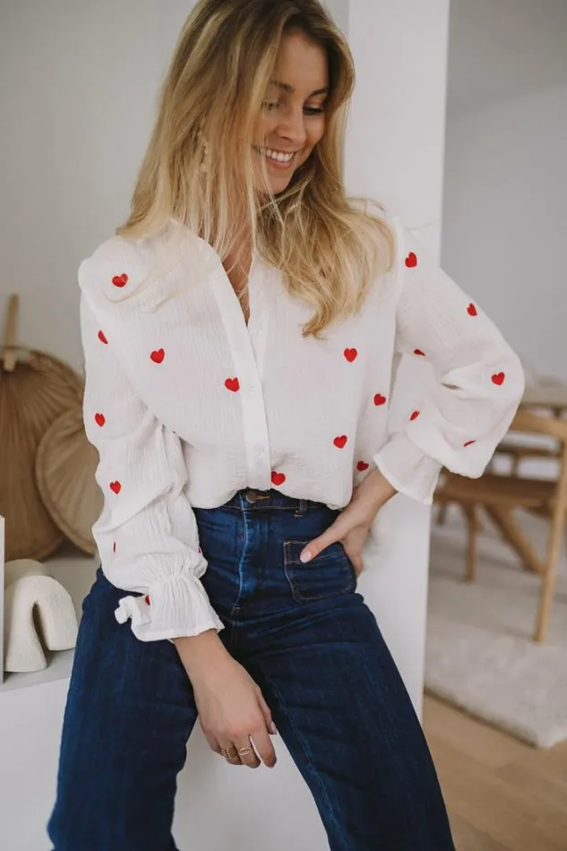 Women039s Clothing Shirts Easy Clothes White Vicky Shirt With Red Hearts