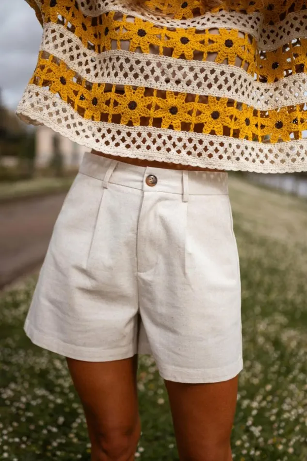 Women039s Clothing Shorts Easy Clothes Beige Adela Shorts Women039s Clothing Shorts Easy Clothes Beige Adela Shorts