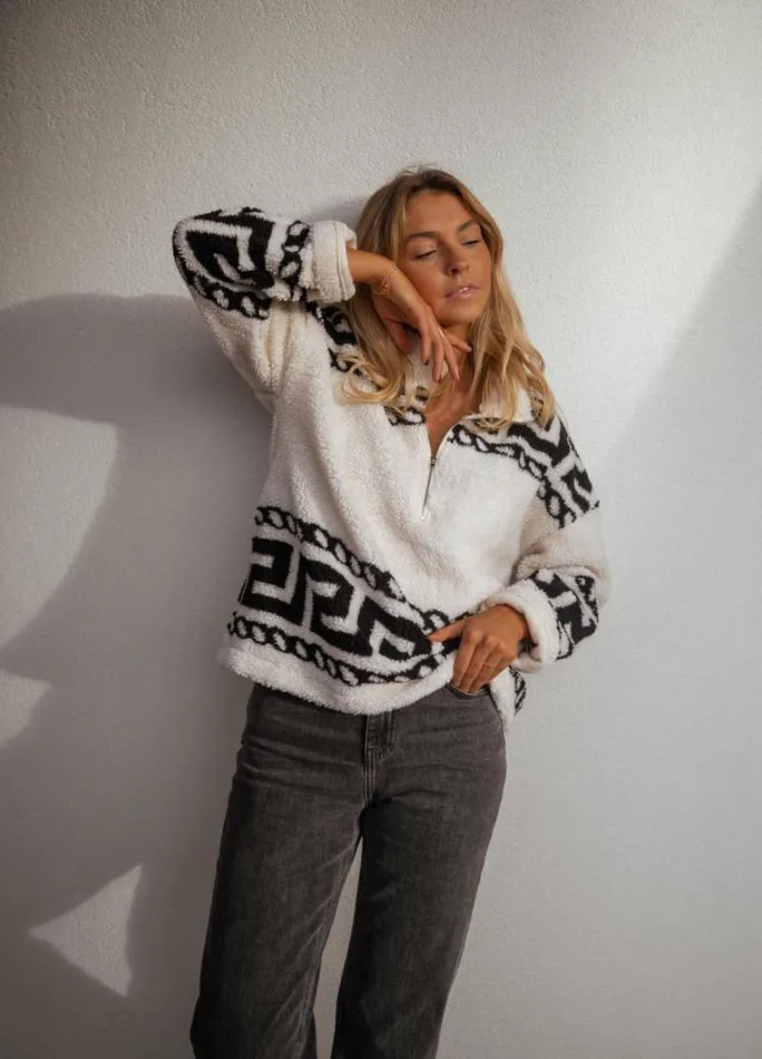 Women039s Clothing Sweaters Easy Clothes Ecru Gine Fleece Sweater With Black Patterns Women039s Clothing Sweaters Easy Clothes Ecru Gine Fleece Sweater With Black Patterns
