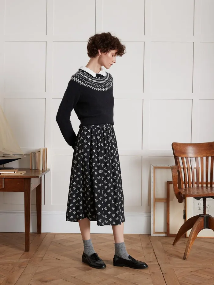 Women Clothing Cyrillus Jacquard Sweater With Ruffled Neckline Navy Noir