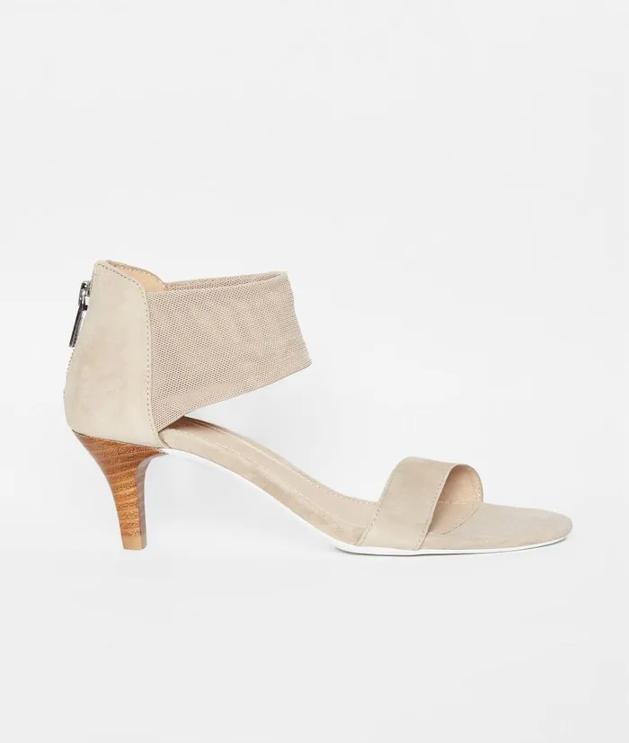 Women Elvi Low Heel 8211 Mushroom Pelle Moda Low Heels