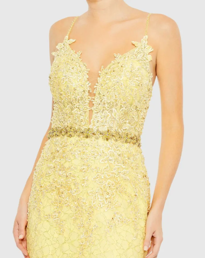 Women Mac Duggal Applique Sleeveless Plunge Neck Trumpet Gown Lemon Evening Gowns