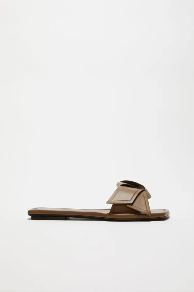 Women Musubi Leather Sandal Camel Brown Acne Studios Shoes