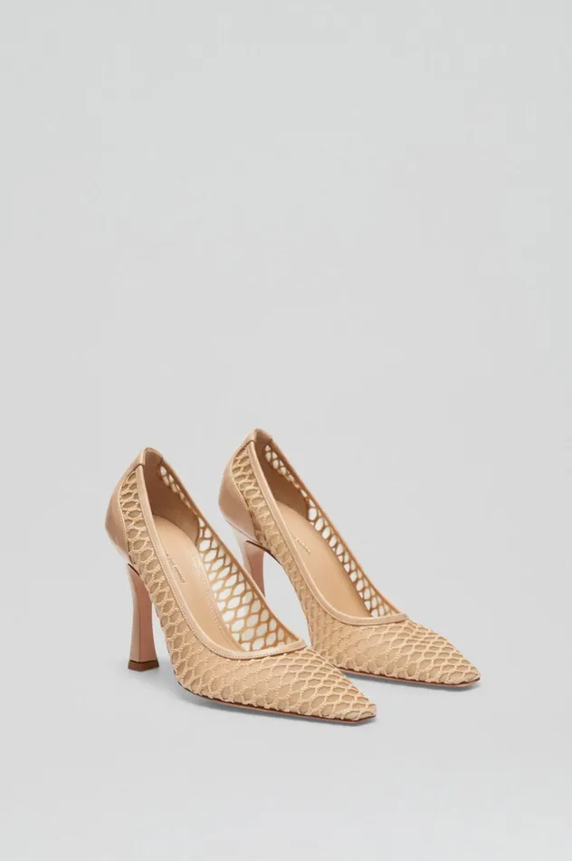 Women Scanlan Theodore Shoes MESH PUMP 95 Sand
