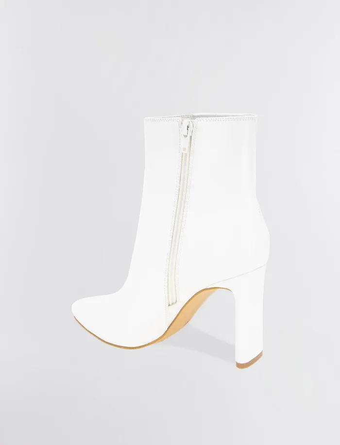 Women Shoes BCBG White Kalia Bootie Cloud Dancer