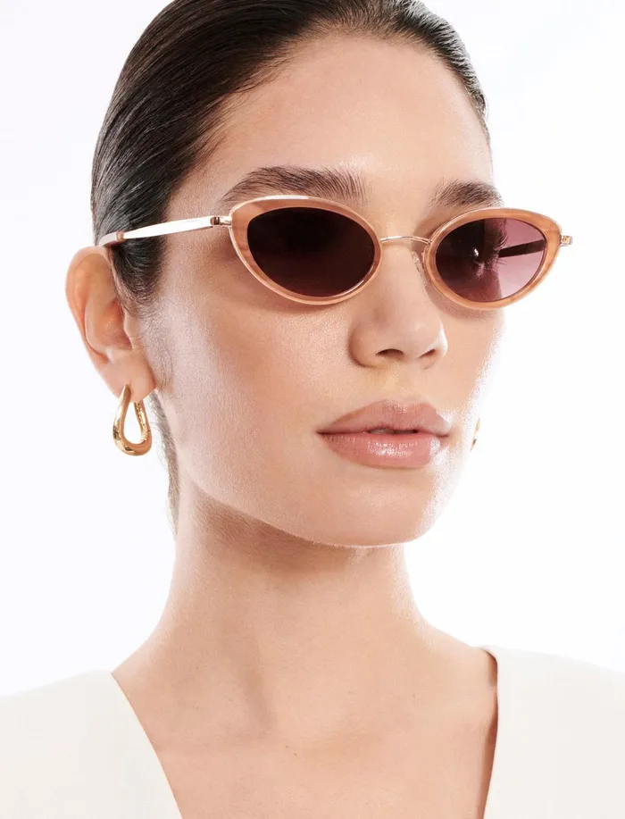 Women Sunglasses BCBG Rose Gold 1994 Oval Sunglasses Rose Goldblush
