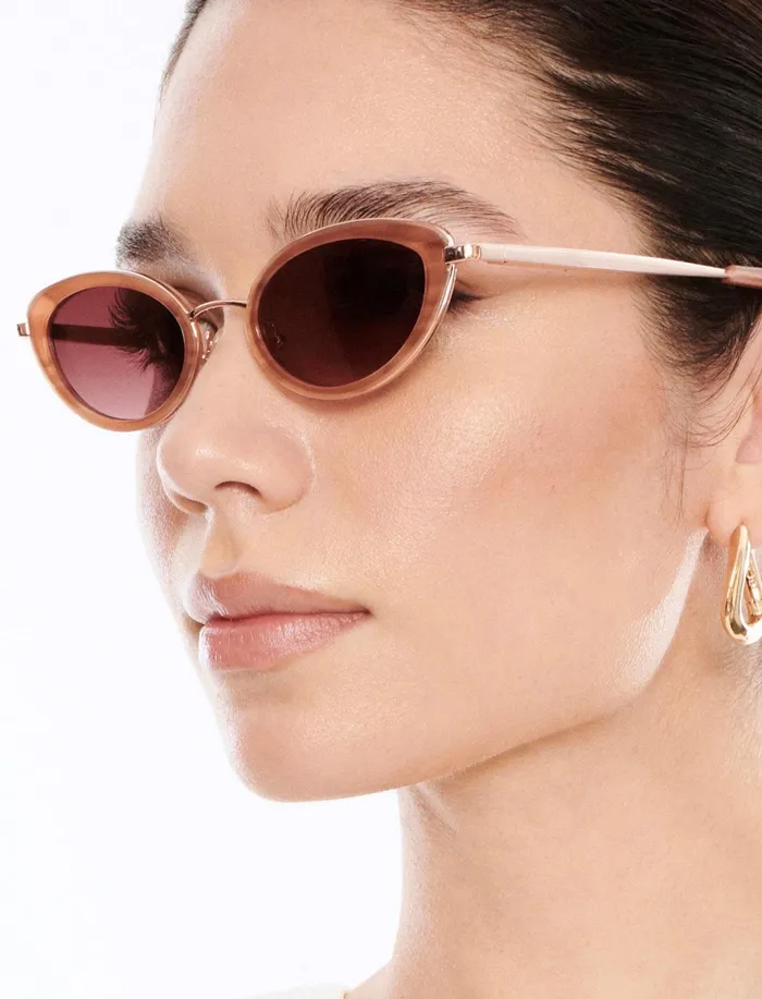Women Sunglasses BCBG Rose Gold 1994 Oval Sunglasses Rose Goldblush