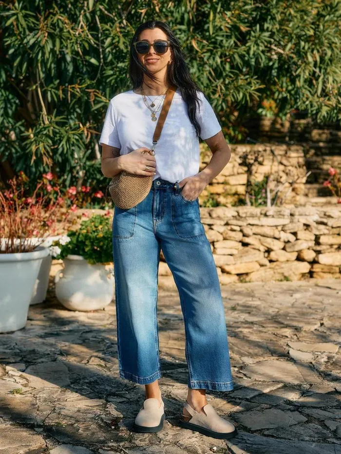 Women TROUSERS White Stuff Tia Wide Leg Crop Jean Mid Denim Women TROUSERS White Stuff Tia Wide Leg Crop Jean Mid Denim